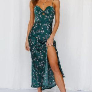 Hello Molly | Midi Dress Green | Wedding Guest